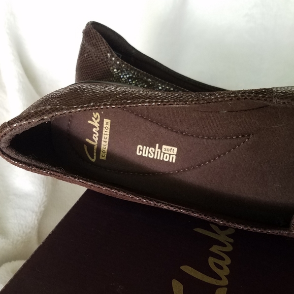 Clarks Lizard Leather Loafers - Picture 4 of 8